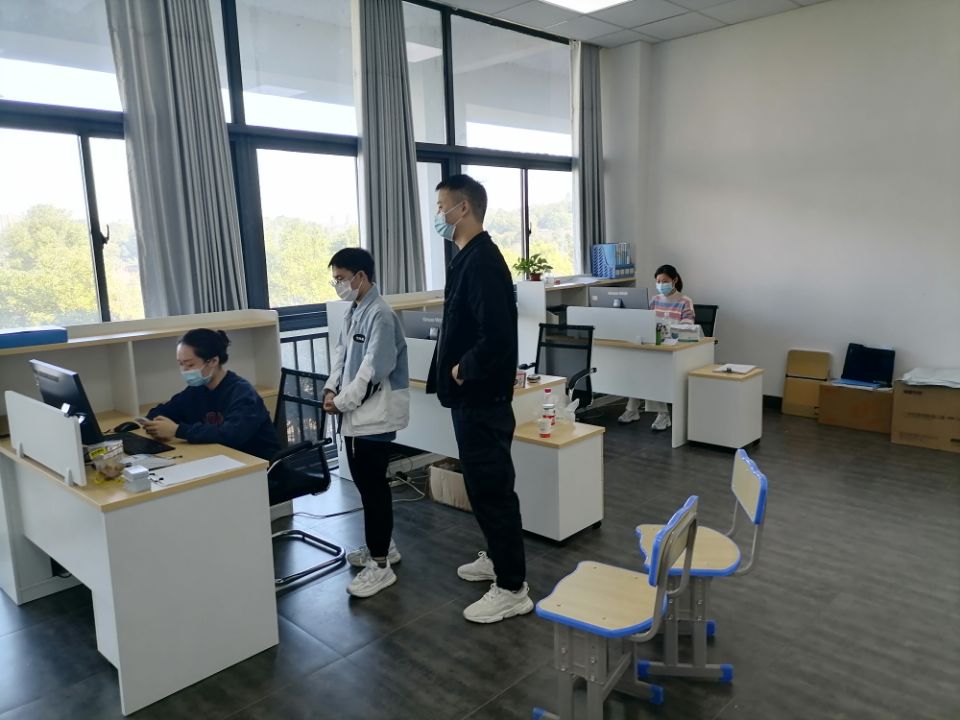 师生心连心 疫情防控我们在行动——南宫·NG28(China)官方网站公共管理系停课不停学