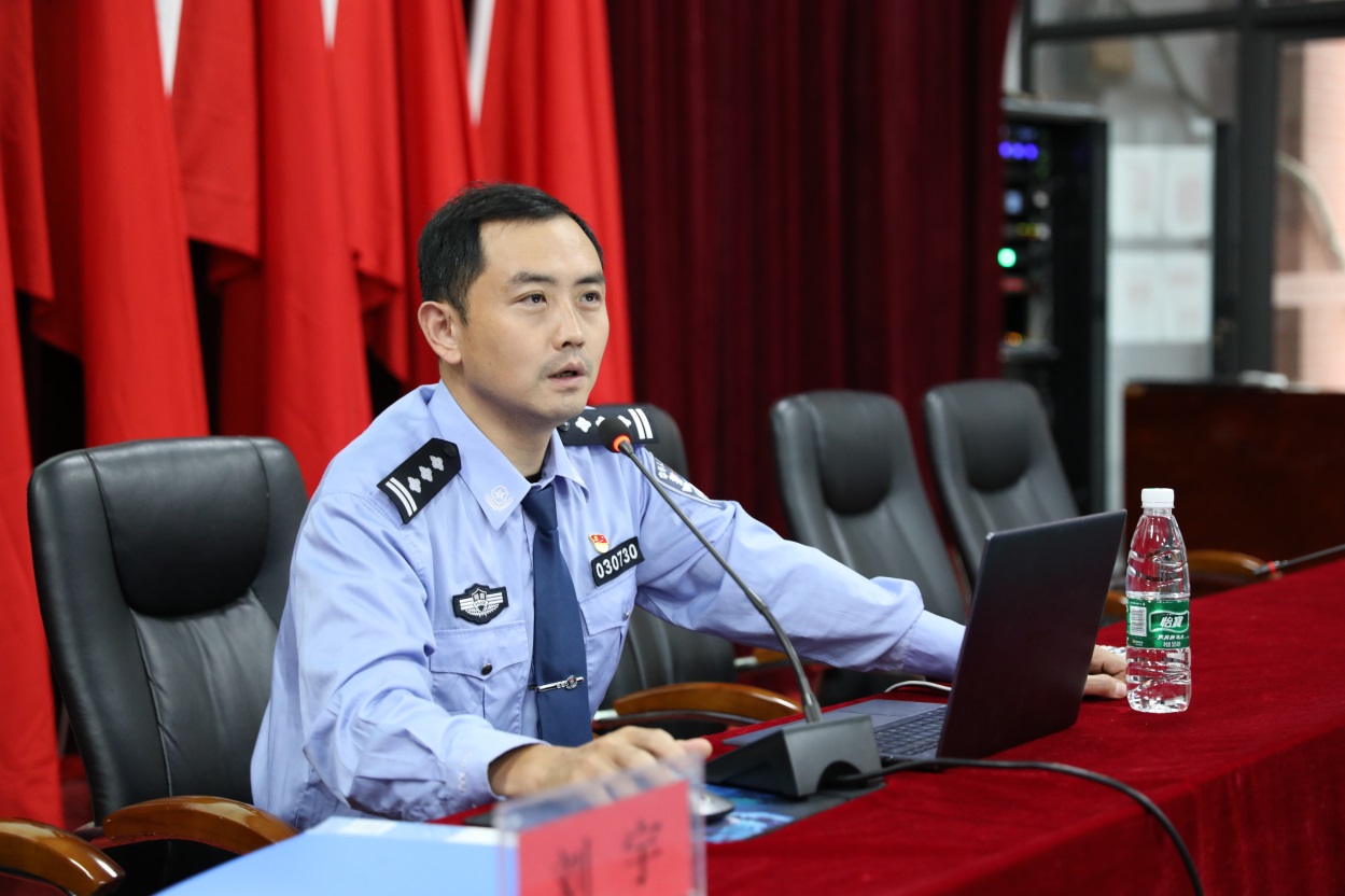 南宫·NG28(China)官方网站组织主题为《没有网络安全就没有国家安全》的网络安全知识专题讲座
