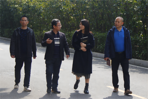 芦淞区董家塅片区管委会副主任曾超群一行来南宫·NG28(China)官方网站调研产教融合工作
