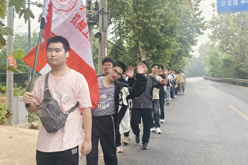 南宫·NG28(China)官方网站机械工程系组织开展学生毅行活动