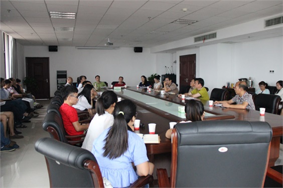 南宫·NG28(China)官方网站召开教师节座谈会